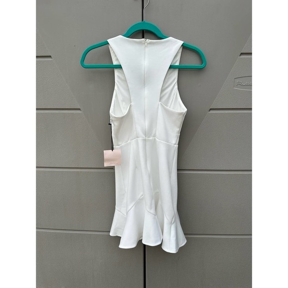 Superdown Women's Vicky White V-Neck Mini Dress Size XSmall - Picture 7 of 16